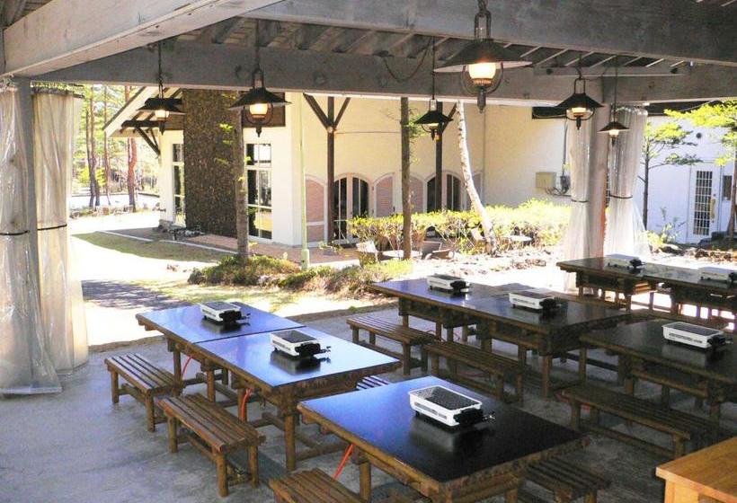 Holiday Villa Hotel & Resort Karuizawa