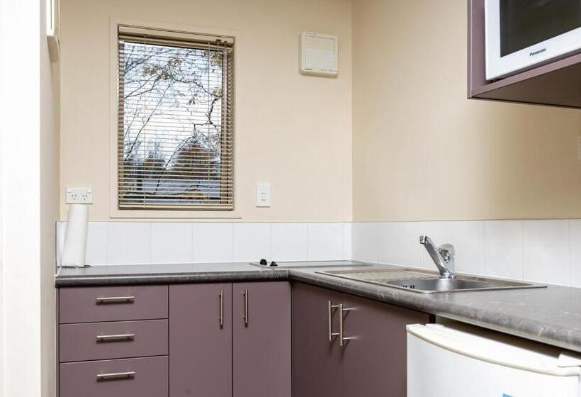 مُتل Bk's Chardonnay Motor Lodge