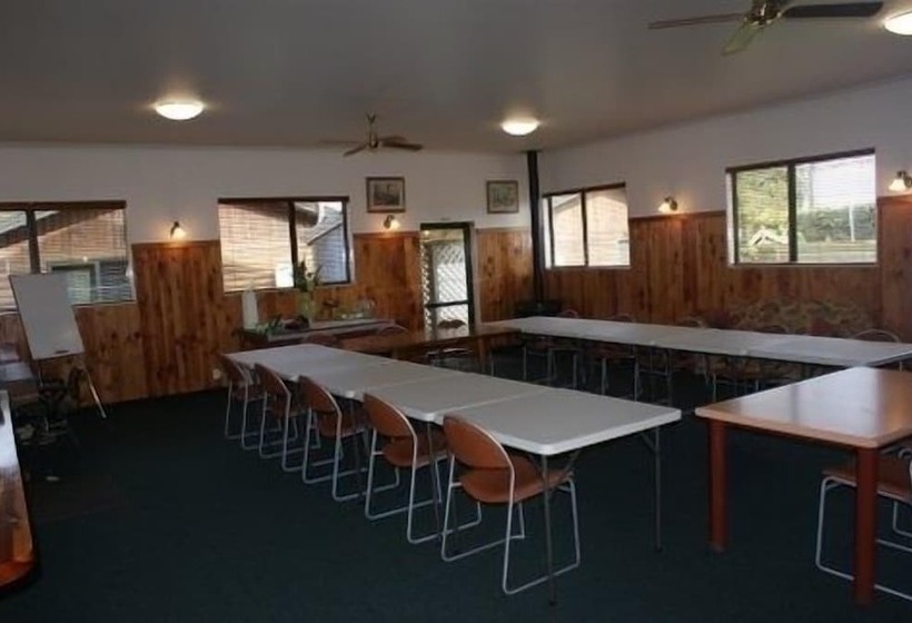 مُتل Cottage Park Motor Lodge And Conference Centre