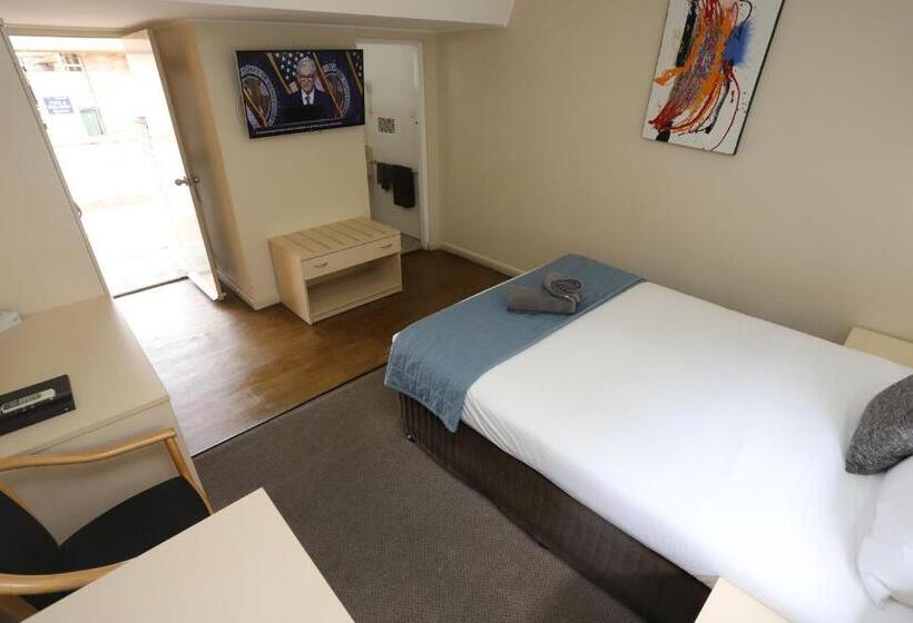 Мотель Sleepy Hill Motor Inn