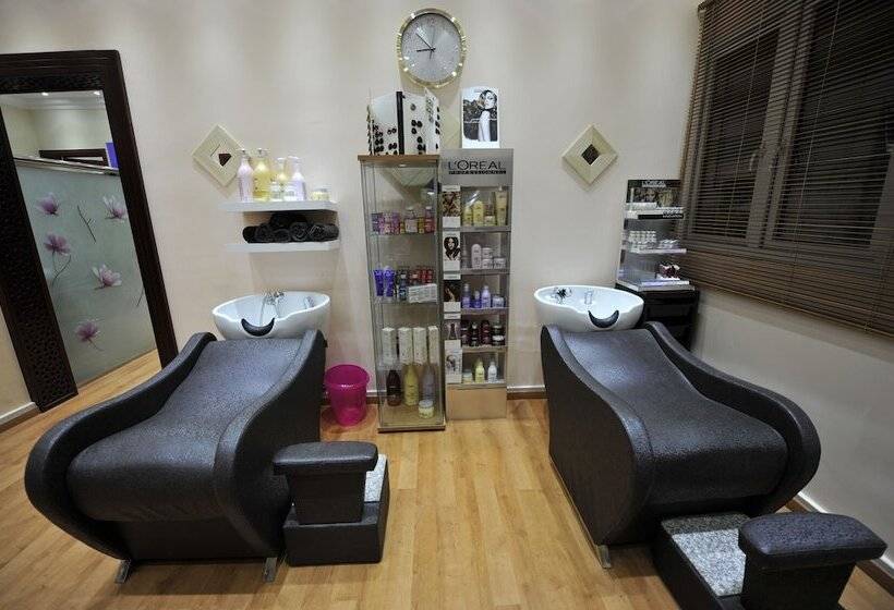 Oman Palm Hotel Suites