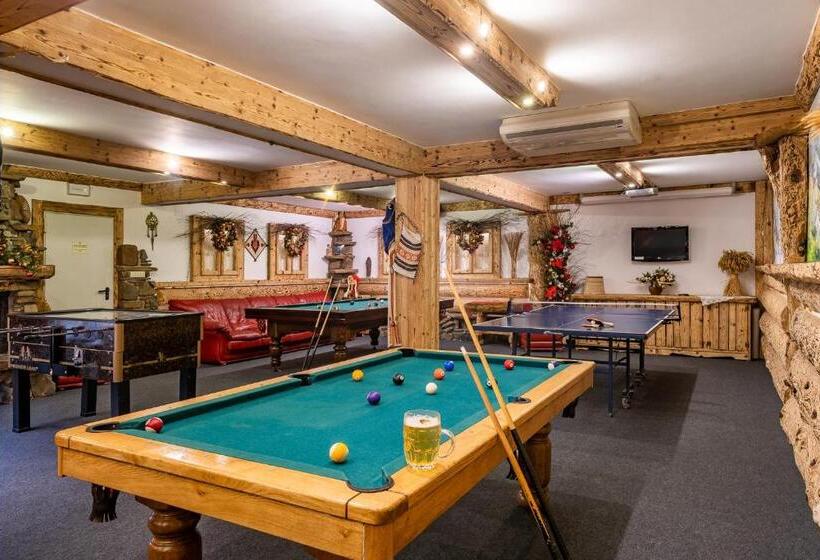 Пансион Willa Cztery Pory Roku