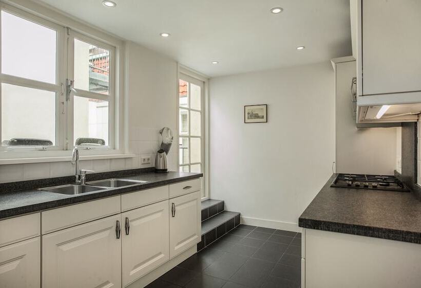 Stayci Apartments Noordeinde