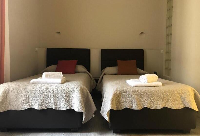 The Roman Empire Guesthouse