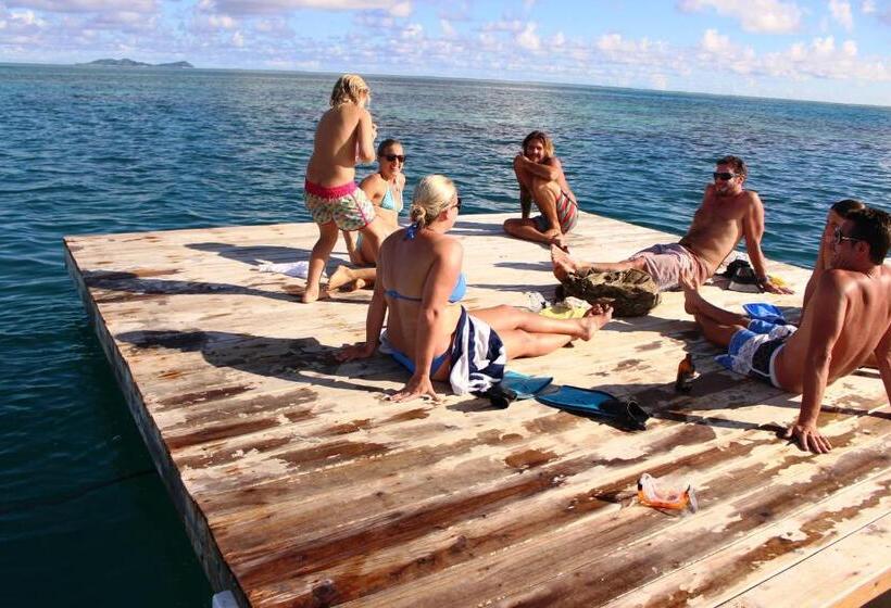 Waidroka Bay Resort