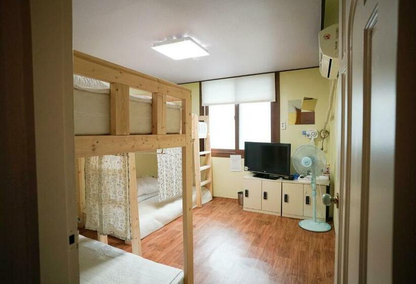 Общежитие Suncheon Namu Guesthouse