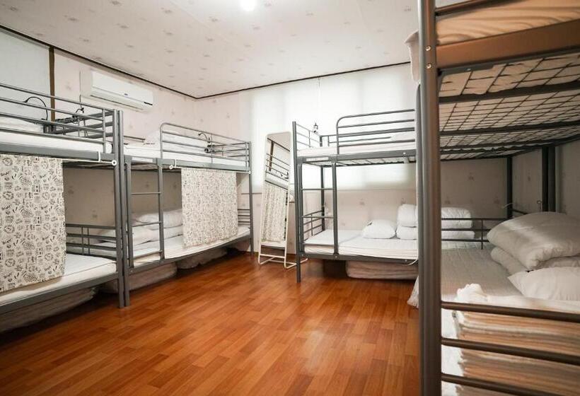 Общежитие Suncheon Namu Guesthouse