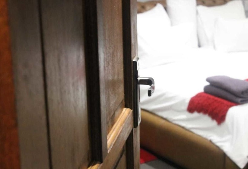 민박 Anisa Guesthouse