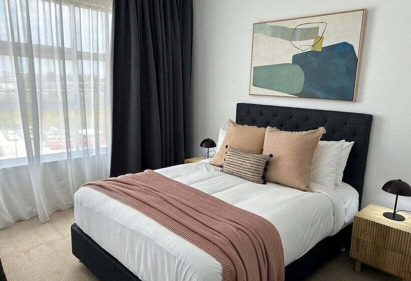 Boulevard North Lakes