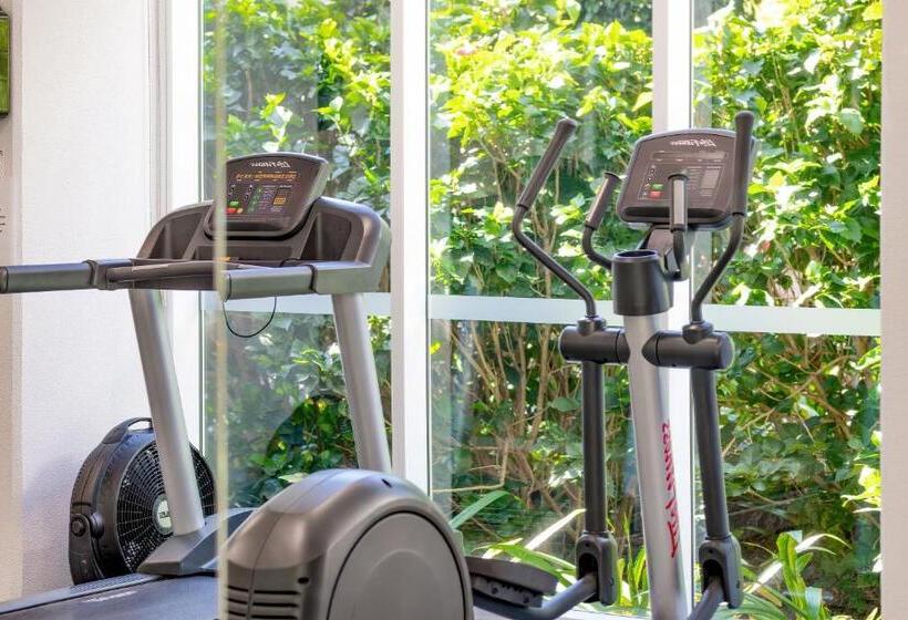 Boulevard North Lakes