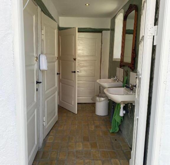 Camønogaarden Et B&b, Kursus Center Og Refugie På østmøn