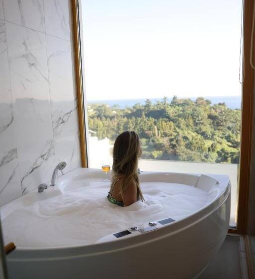 Goldone Hotel & Suites