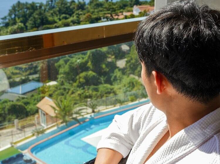 Goldone Hotel & Suites