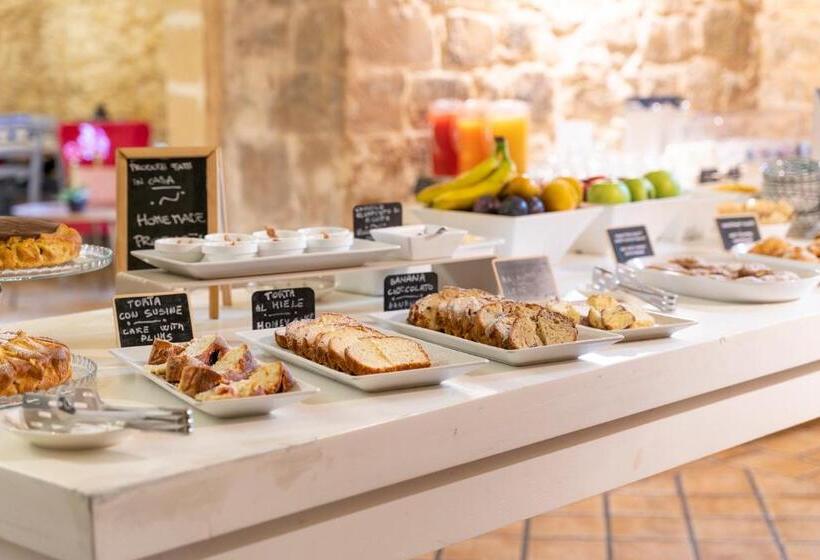 פונדק Itria Palace