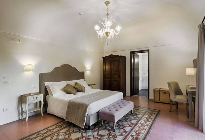 פונדק Itria Palace