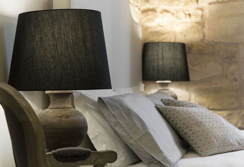 פונדק Itria Palace