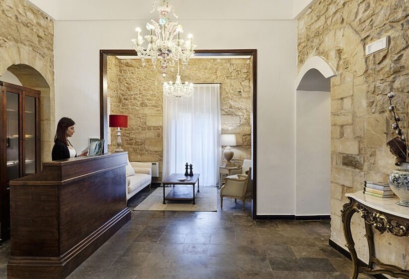 פונדק Itria Palace