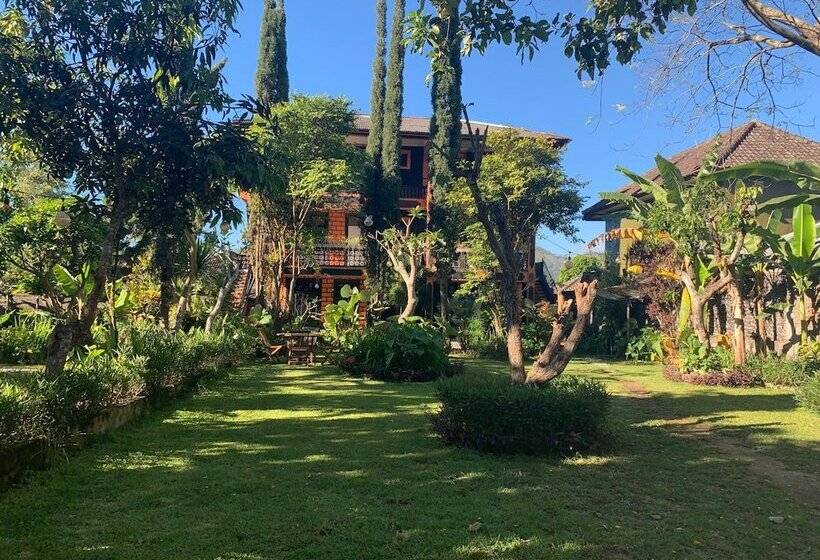 בית מלון כפרי Batur Sunrise Guesthouse