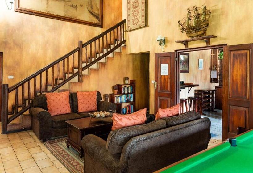 ホテル Belvedere Estate