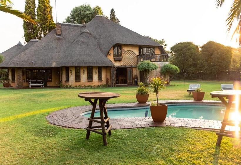 ホテル Belvedere Estate