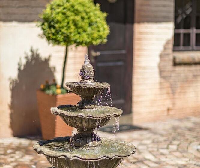 ホテル Belvedere Estate