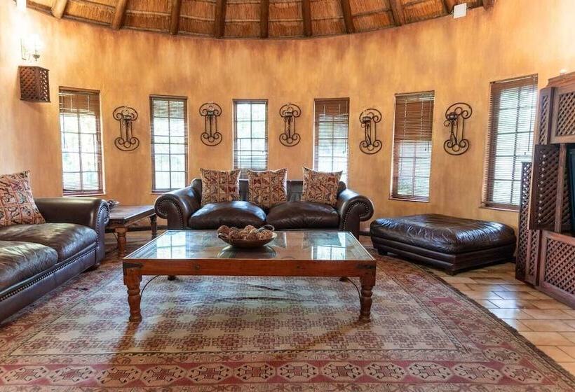 ホテル Belvedere Estate