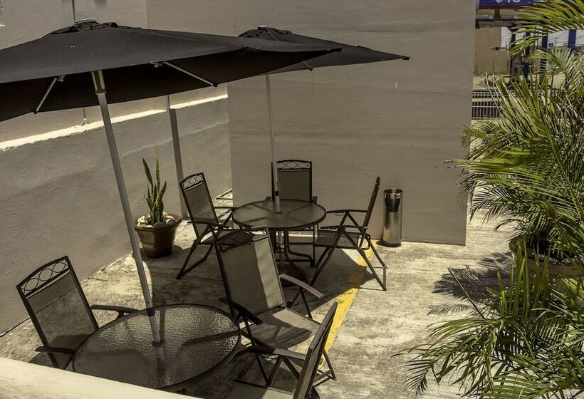 هتل Bonitto Inn® Tampico Aeropuerto