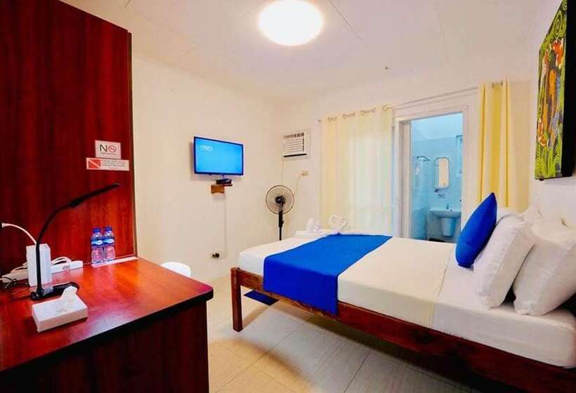 בית מלון כפרי Dive Batanes Lodge And Restaurant