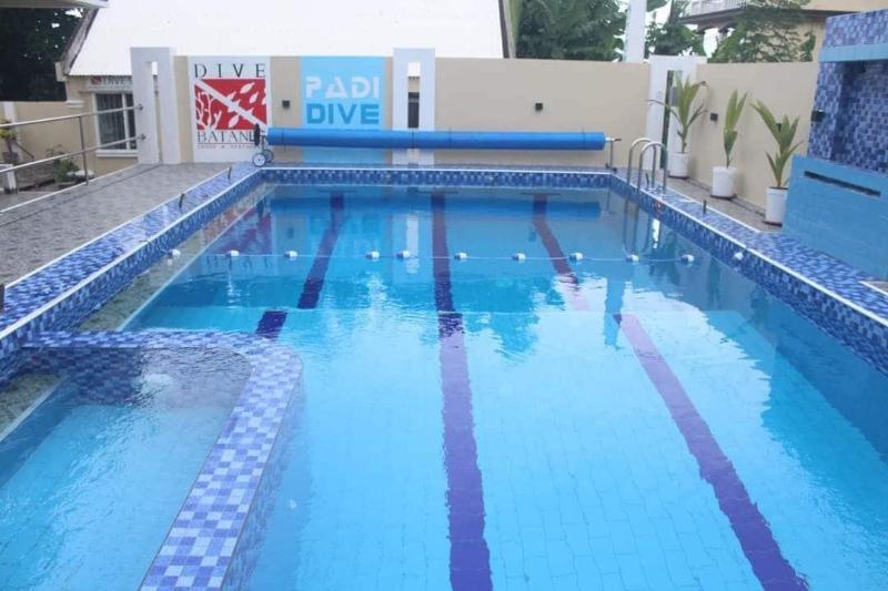 בית מלון כפרי Dive Batanes Lodge And Restaurant