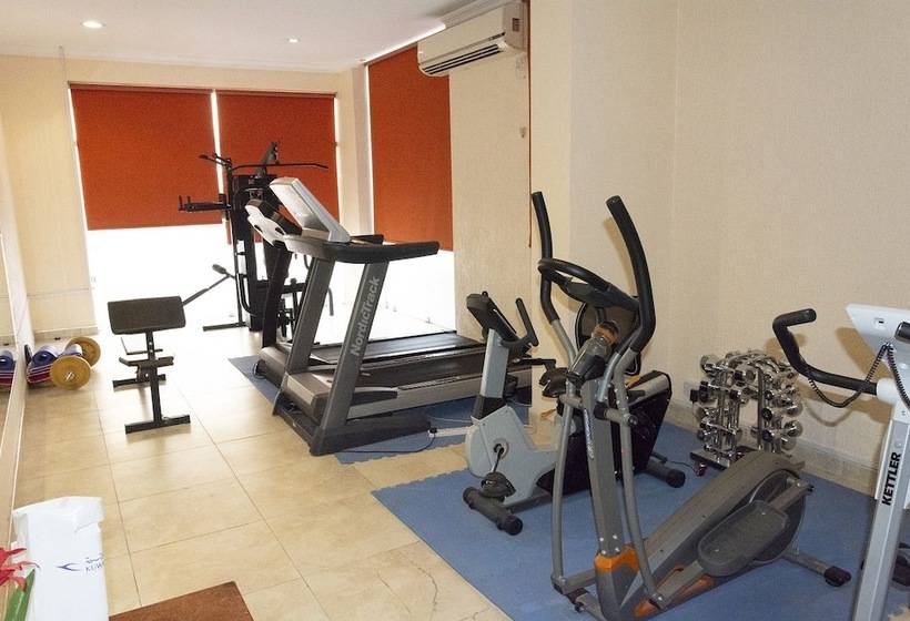 هتل Flowers Inn 1