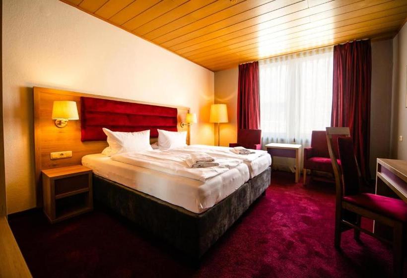 Отель Frankischer Hof