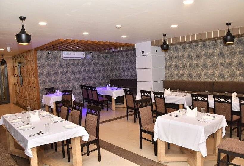 בית מלון כפרי Galaxy 16