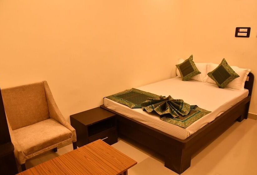 בית מלון כפרי Galaxy 16