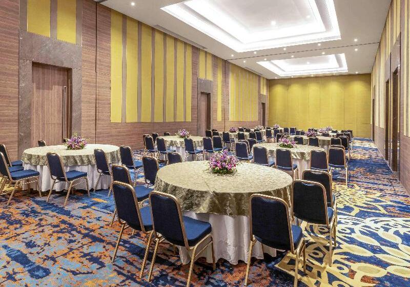 Grand Mercure Ahmedabad Gift City   An Accor Hotels Brand