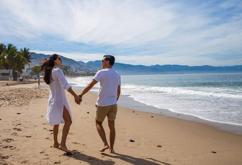The Paramar Beachfront Boutique Hotel With Breakfast Included Downtown Malecon