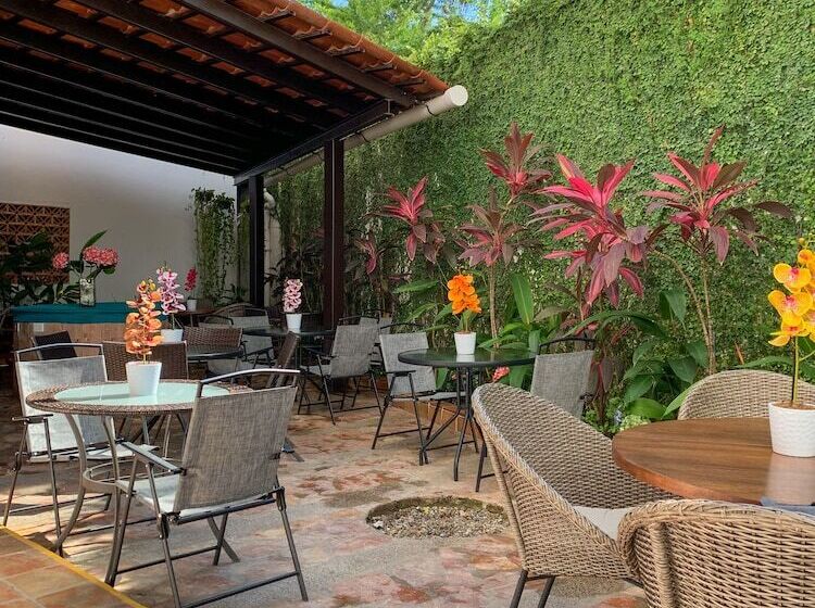 The Paramar Beachfront Boutique Hotel With Breakfast Included Downtown Malecon