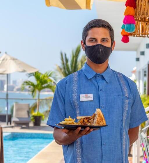 The Paramar Beachfront Boutique Hotel With Breakfast Included Downtown Malecon