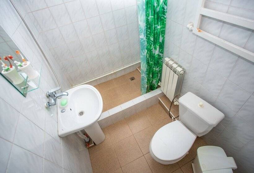 هتل Guest House Apelsin