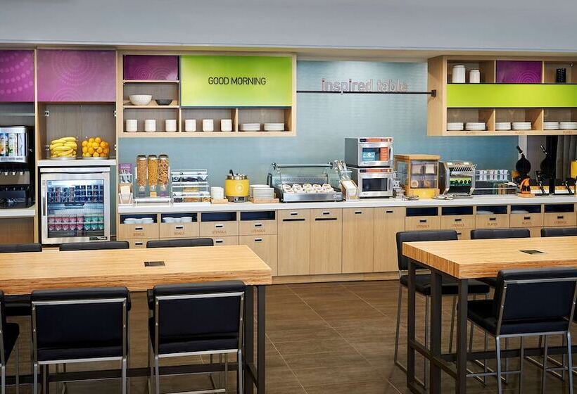 فندق Home2 Suites By Hilton Brantford