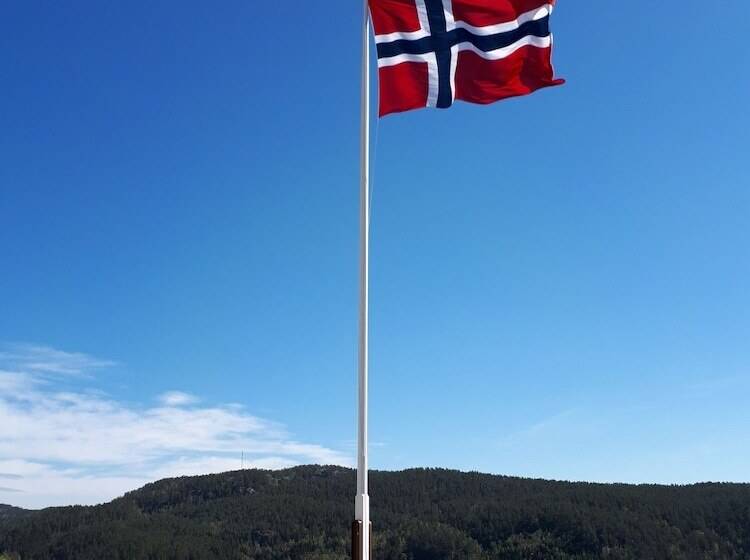 ホテル L Eikerapen Gjestegard