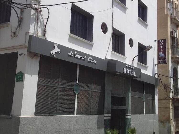 هتل Le Cheval Blanc