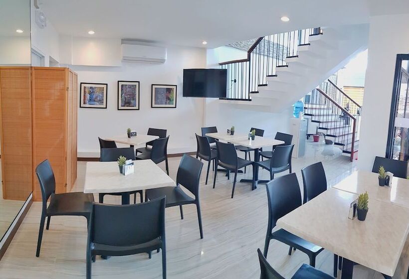 هتل North Tourist Inn