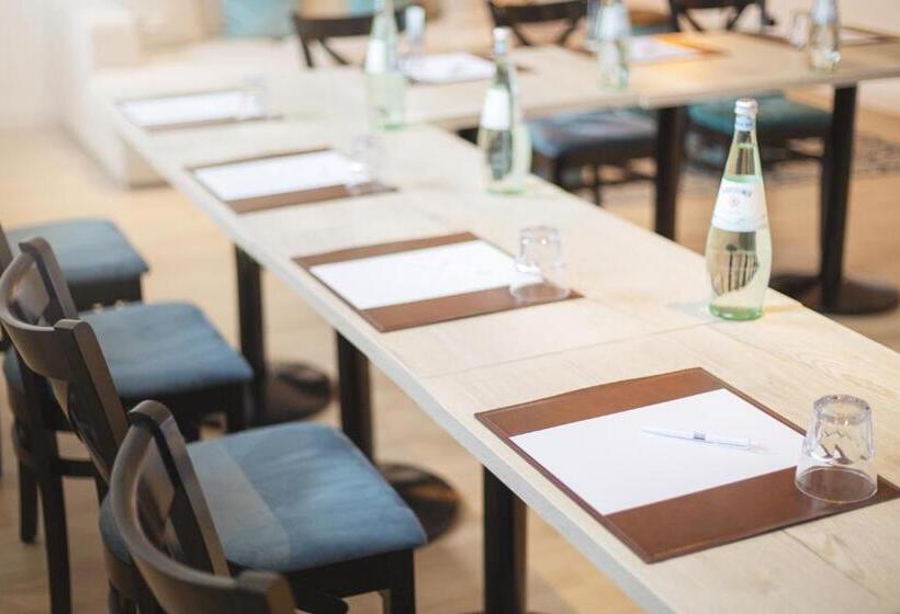 Garner Hotel Hamburg Nord, An Ihg