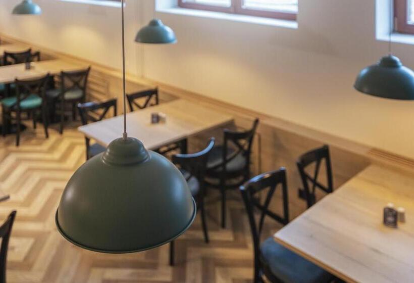 Garner Hotel Hamburg Nord, An Ihg