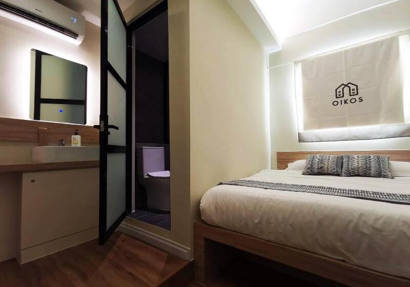 בית מלון כפרי Oikos Poshtel