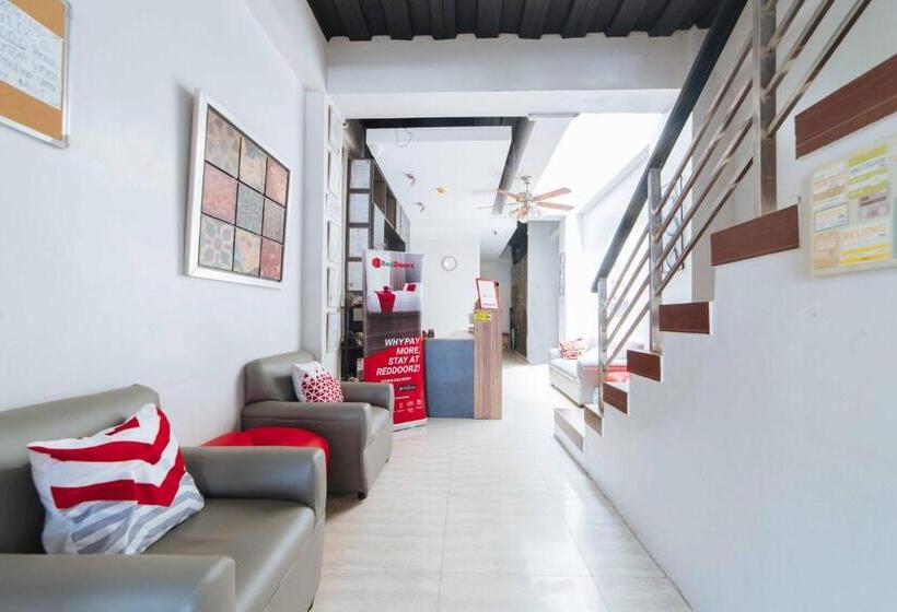 هتل Reddoorz Near G Mall Bajada