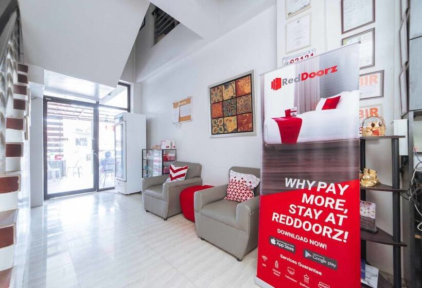 هتل Reddoorz Near G Mall Bajada