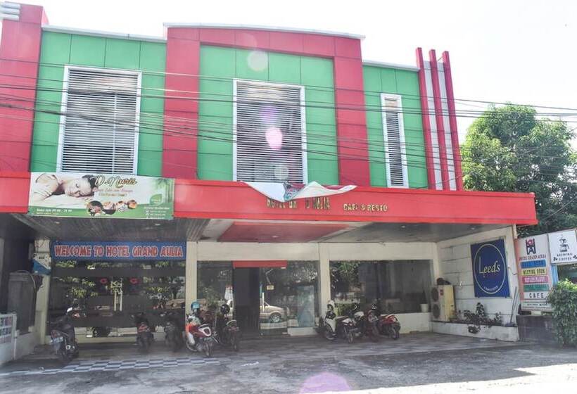 Отель Reddoorz Near Universitas Muhammadiyah Makassar