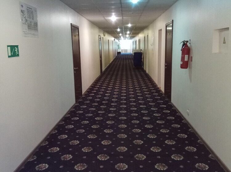 בית מלון כפרי Rus