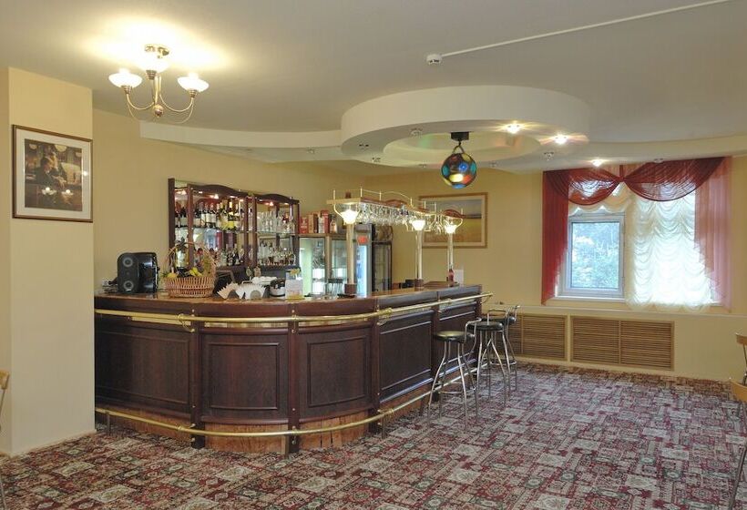 בית מלון כפרי Rus